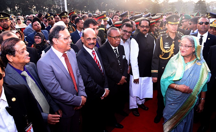 সশস্ত্র বাহিনী দিবসের অনুষ্ঠানে প্রধানমন্ত্রী শেখ হাসিনা। 