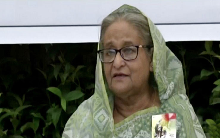 মার্চে করোনা আরেকটি ধাক্কা দিতে পারে: প্রধানমন্ত্রী