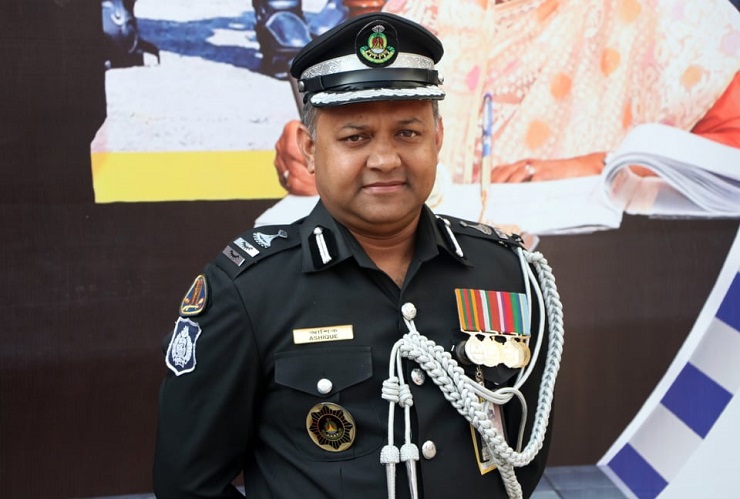 Amuklarning shaxsiy erotik fotosuratlari