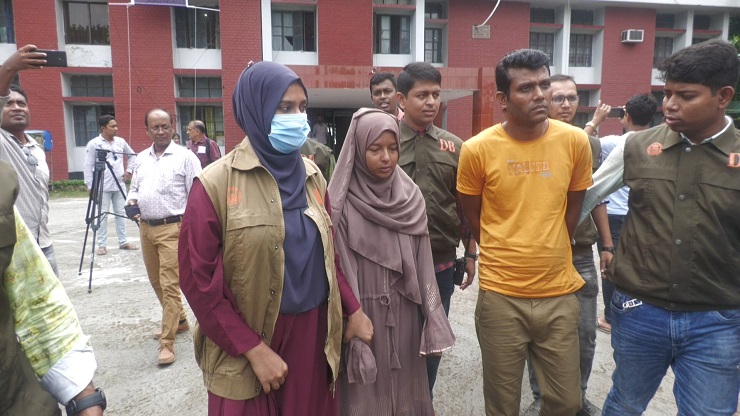 ঝিনাইদহে অনলাইন প্রতারণার মাধ্যমে অর্থ আত্মসাৎ চক্রের দুই সদস্য গ্রেপ্তার - Vimarsana News