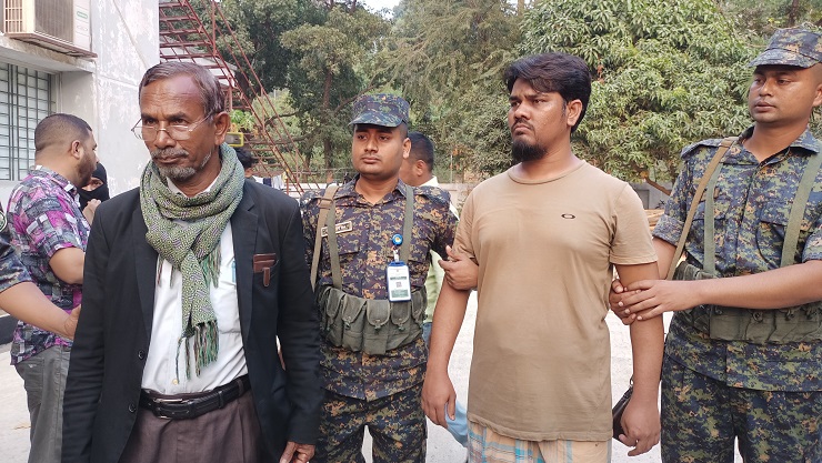 পাসপোর্ট অফিসে দুদকের অভিযান