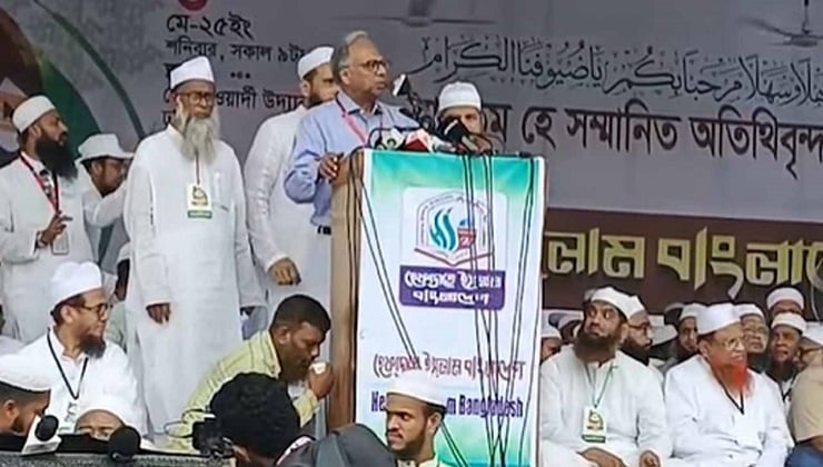 শাপলা চত্বরে ‘গণহত্যা’র জন্য শেখ হাসিনার বিরুদ্ধে মামলার দাবি মাহমুদুর রহমানের