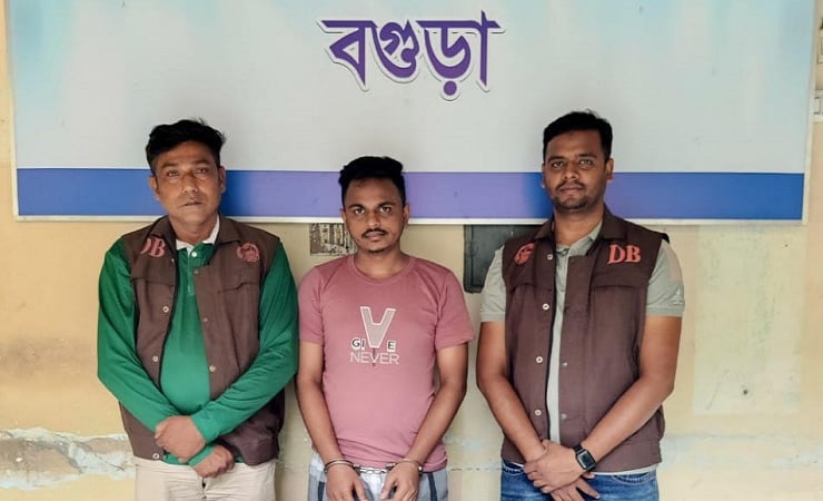 বগুড়ায় দুই সাংবাদিকের ওপর হামলা, শহর ছাত্রলীগের সভাপতি গ্রেপ্তার