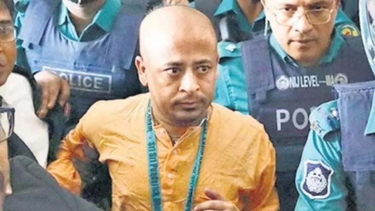 আরও চার মামলায় চিন্ময় দাসকে গ্রেপ্তার দেখানোর আদেশ