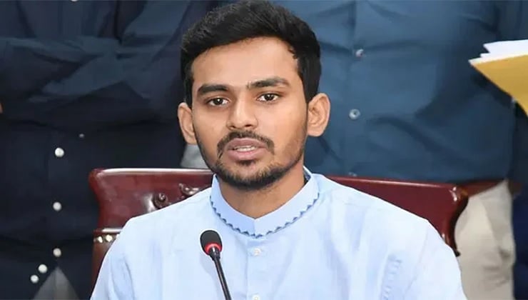 সারা দেশে বিশৃঙ্খলা সৃষ্টির পরিকল্পনা করছে গণহত্যাকারীরা: উপদেষ্টা আসিফ মাহমুদ