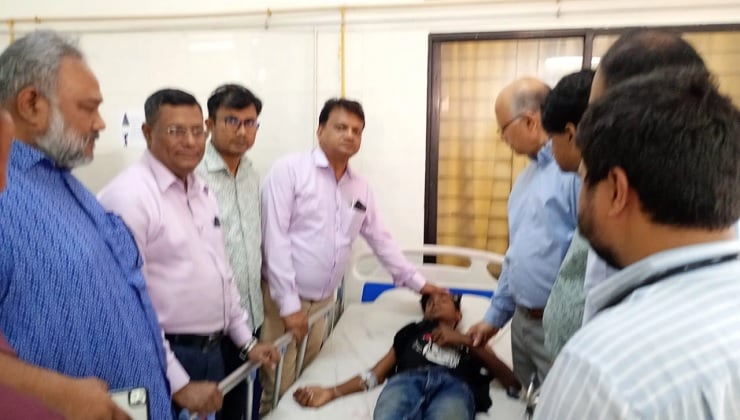 ‘বিষপান করা’ সেই চার যুবকের চিকিৎসার পদক্ষেপ বিএনপির
