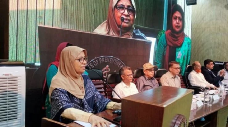 খেলার মাঠের অভাবে শিশুরা মোবাইল, ইন্টারনেটে আসক্ত হচ্ছে: স্বাস্থ্য উপদেষ্টা 