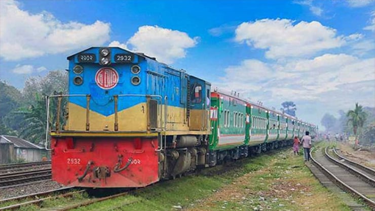 রাজশাহীর সঙ্গে ট্রেন চলাচল স্বাভাবিক