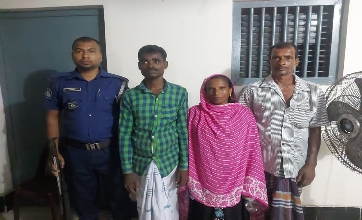 সাতক্ষীরা সীমান্ত দিয়ে ৪ বাংলাদেশিকে হস্তান্তর করল বিএসএফ