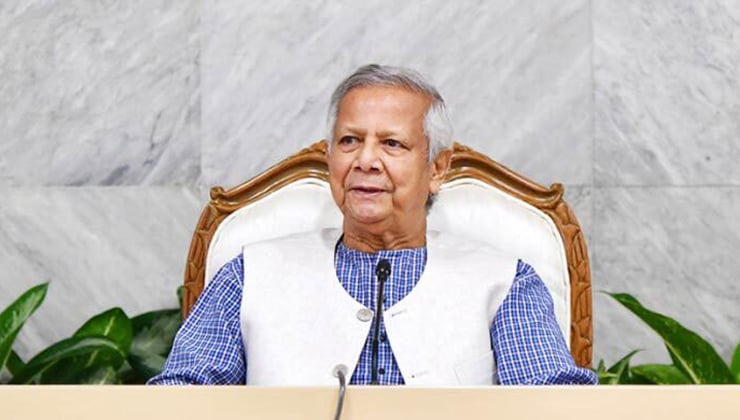 আজ দুপুরে গণভবনে প্রধান উপদেষ্টার সংবাদ সম্মেলন