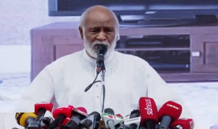 নির্বাচনের বাইরে অন্য কোনো পথ গ্রহণযোগ্য নয় : মঈন খান