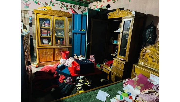 গাজীপুরে পুলিশ পরিচয় দিয়ে বিএনপি নেতার বাড়িতে দুর্ধর্ষ ডাকাতি