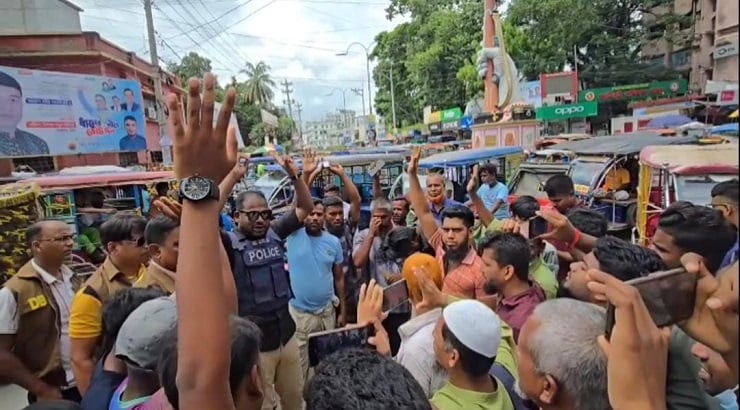 “টাকা দিয়ে আমাকে কিনে নেওয়ার মতো কেউ এখনও জন্মায়নি”