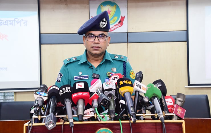 ঢাকায় প্রতি মাসে ২০ টি হত্যা ও ৫ ডাকাতির ঘটনা ঘটছে: ডিএমপি