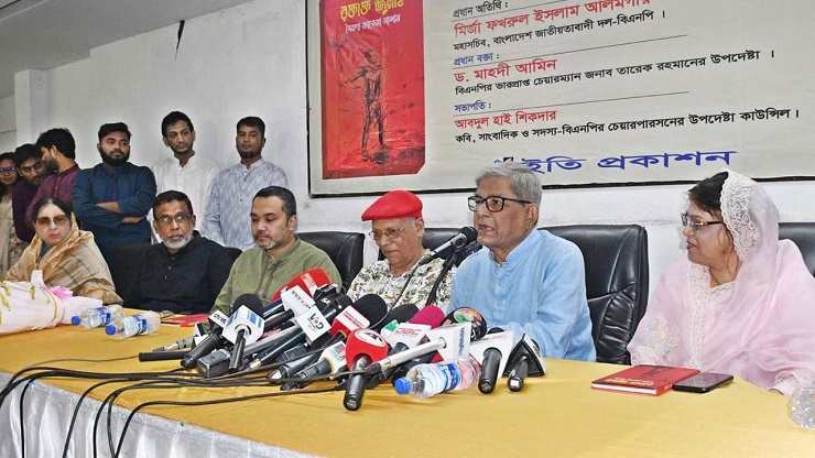দেশে উদারপন্থার রাজনীতি সরিয়ে ‘উগ্রবাদ’ নিয়ে আসার ষড়যন্ত্র চলছে: ফখরুল