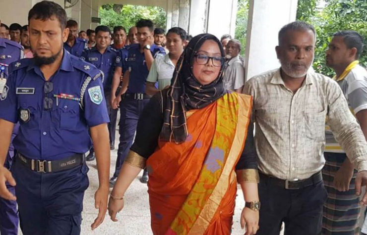 সাংবাদিককে নির্যাতন, কুড়িগ্রামের সাবেক ডিসি সুলতানা বরখাস্ত