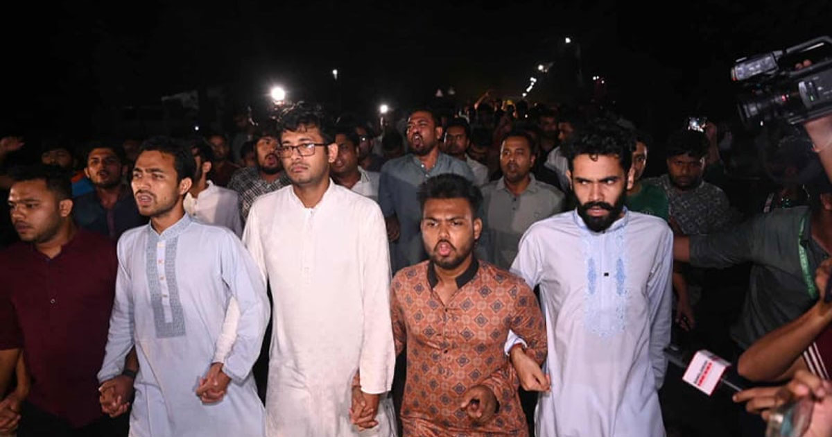 জাকসু নির্বাচন: পুনরায় ভোটগ্রহণের দাবীতে ছাত্রদলের বিক্ষোভ