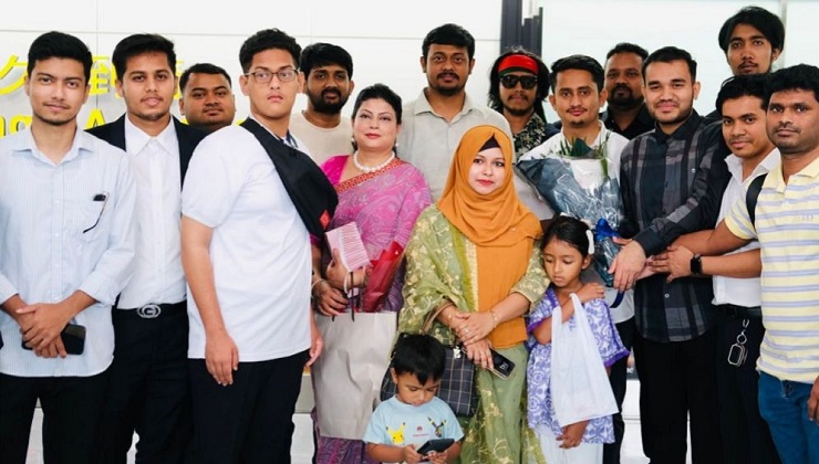 জাপান পৌঁছেছে এনসিপি প্রতিনিধিদল