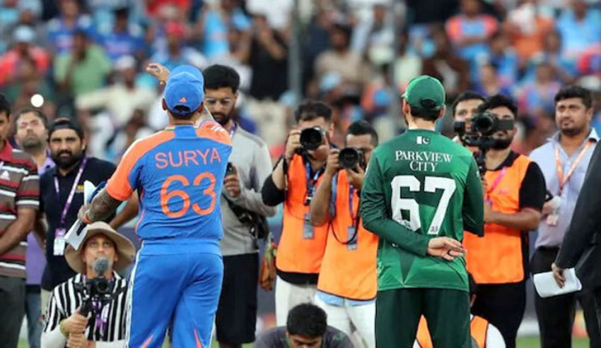 ভারত-পাকিস্তান ম্যাচে ফলাফলের চেয়ে এগিয়ে বিতর্ক