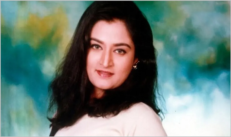 অন্তরঙ্গ দৃশ্যে বাধ্য হয়ে কেঁদেছিলেন মোহিনী