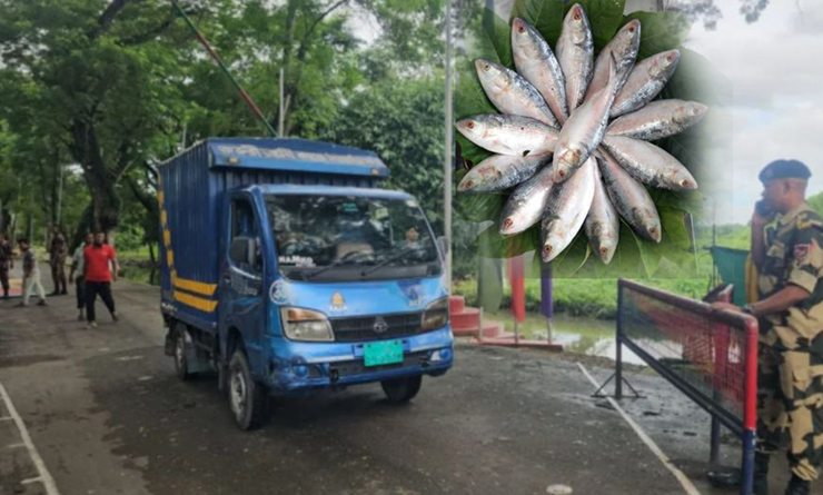 ভারতকে ৫০০ কেজি চিনিগুঁড়া চাল উপহার দিল বাংলাদেশ