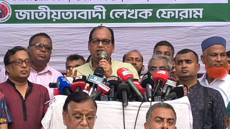 নির্বাচন ঠেকাতে যারা নতুন নাটক করছে, তারা বোকার স্বর্গে বাস করছে: দুদু