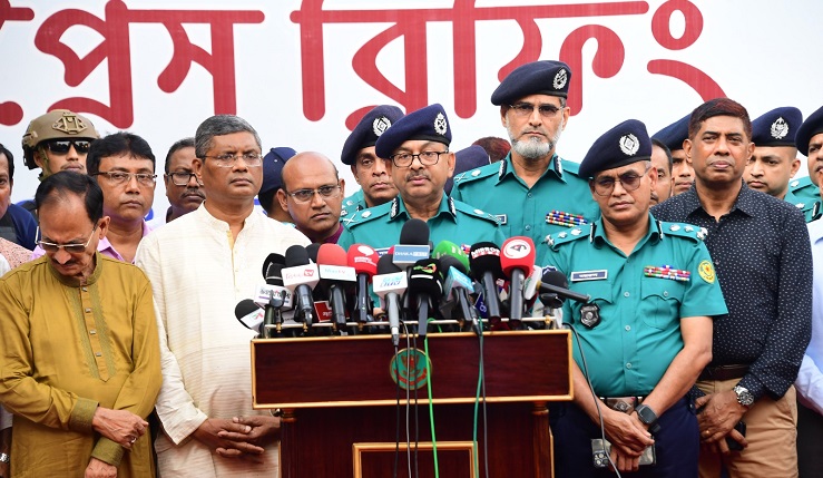 ঢাকায় এবার ২৫৪ মণ্ডপে দুর্গাপূজা, অধিক ঝুঁকিপূর্ণ ৮৯টি: ডিএমপি কমিশনার