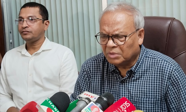 দেশে অস্থিরতা ও দুর্গাপূজাকে কেন্দ্র করে গভীর চক্রান্ত চলছে: রুহুল কবির রিজভী