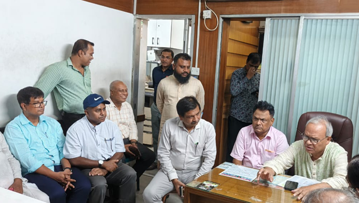 দেশ-বিদেশী ষড়যন্ত্র তীব্রভাবে ক্রিয়াশীল হচ্ছে: রিজভী