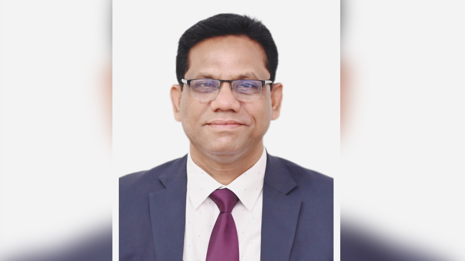 খুলনা বিভাগীয় কমিশনার ফিরোজ সরকারকে বদলি