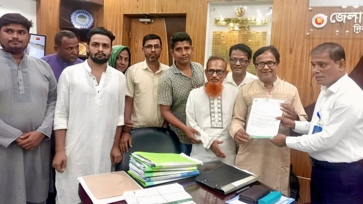 জেলা প্রশাসকদের মাধ্যমে প্রধান উপদেষ্টাকে স্মারকলিপি দিয়েছে জাগপা