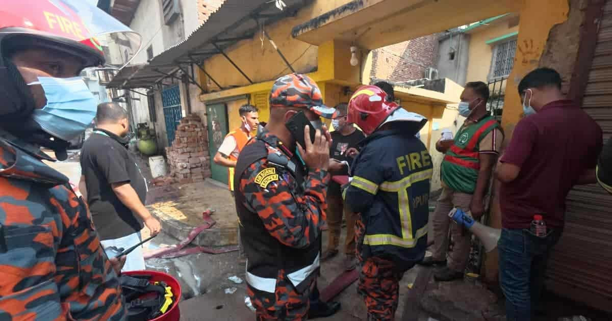 মিরপুরে কেমিক্যাল গুদামে আগুন: ৯ জনের মরদেহ উদ্ধার
