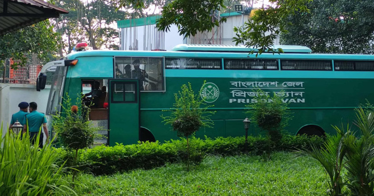 গুমের মামলায় ১০ সেনা কর্মকর্তাকে ট্রাইব্যুনালে হাজির