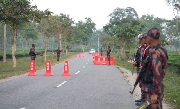 সীমান্তে অবৈধ পারাপার রোধে কঠোর অবস্থানে বিজিবি