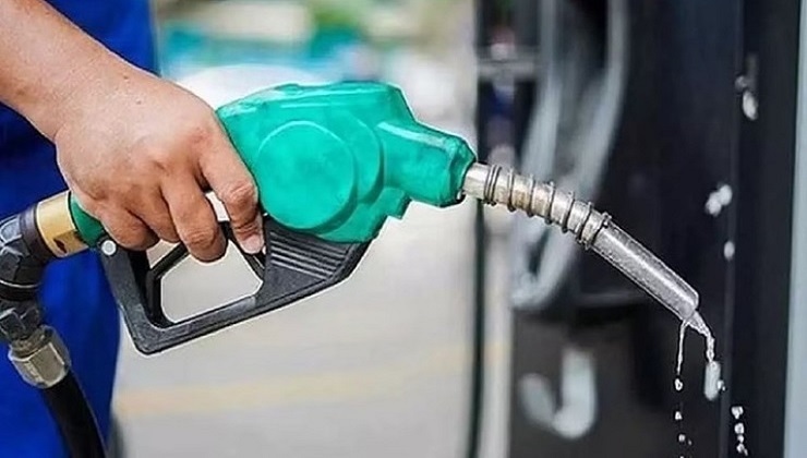 পেট্রোল পাম্পে জ্বালানি তেলের সরবরাহ বাড়াল বিপিসি