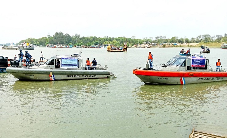 ঈদে নৌযাত্রা নিরাপদ রাখতে সক্রিয় কোস্ট গার্ড পশ্চিম জোন