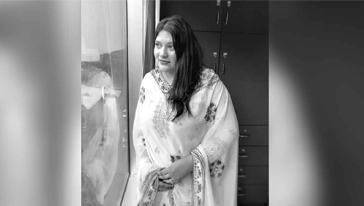 আমি মারা যাওয়ার পর এই ছবিটা দিয়েন, বলেছিলেন কারিনা কায়সার