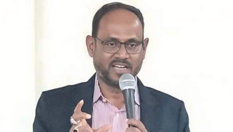 প্রাণি চিকিৎসায় আধুনিক সেবা নিশ্চিত করতে হবে: প্রতিমন্ত্রী টুকু