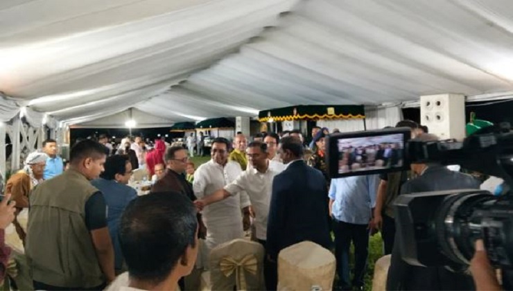 যুগপৎ আন্দোলনের শরিক নেতাদের সঙ্গে প্রধানমন্ত্রীর শুভেচ্ছা বিনিময়