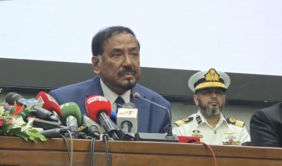 রাষ্ট্রপতির দায়িত্ব নিলেন স্পিকার