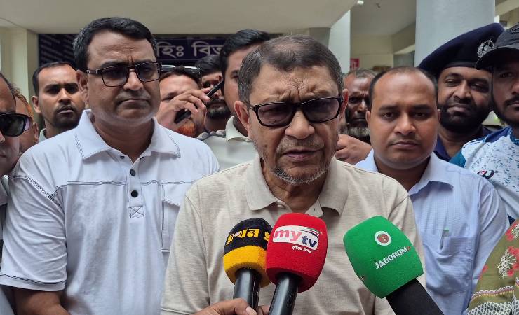 অবহেলিত স্বাস্থ্যখাতের শৃঙ্খলা ফেরাতে আমরা কাজ করে যাচ্ছি: স্বাস্থ্যমন্ত্রী