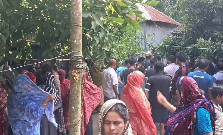 রাজবাড়ীতে নিজ বাড়িতে চা-দোকানিকে গলাকেটে হত্যা