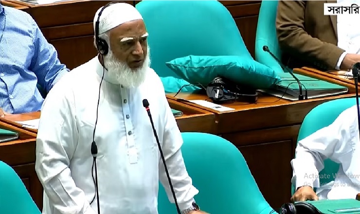 ‘স্বরাষ্ট্রমন্ত্রী নিজেকে কী মনে করেন? তার ছাত্র হতে সংসদে আসিনি’