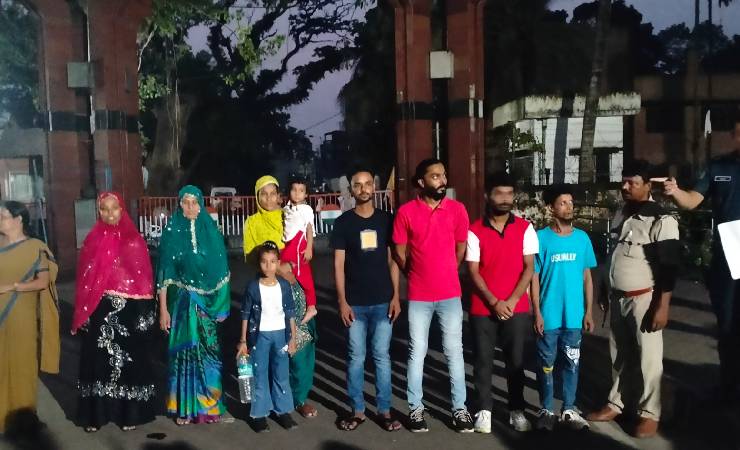 ভারতে কারাভোগ শেষে দেশে ফিরলেন শিশু-নারীসহ ৯ জন