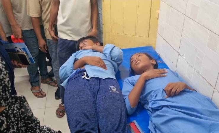 চাঁপাইনবাবগঞ্জে স্কুল ফিডিংয়ের খাবার খেয়ে ৭ শিক্ষার্থী অসুস্থ