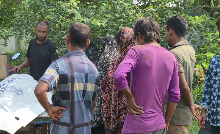 ঝিনাইদহে বাসের ধাক্কায় হোটেল শ্রমিক নিহত