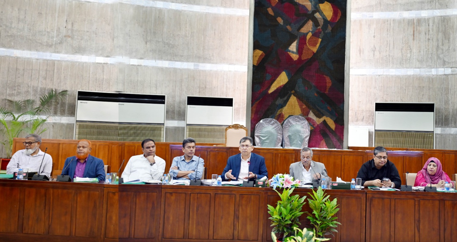 বাহিনীর অপব্যবহারে বিলুপ্তি নয়, দক্ষতা কাজে লাগানোর পক্ষে স্বরাষ্ট্র মন্ত্রণালয় সম্পর্কিত স্থায়ী কমিটি
