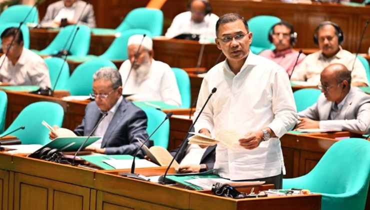 ৫ বছরের মধ্যে কৃষকদের সৌরবিদ্যুৎ চালিত পানির পাম্প দেওয়া হবে: প্রধানমন্ত্রী