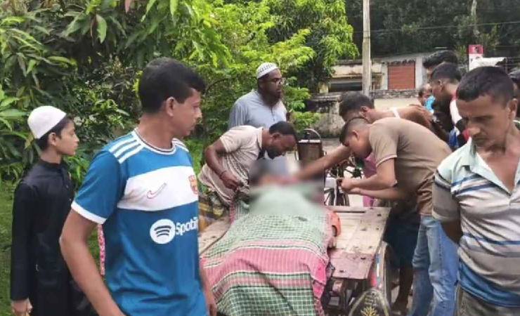 আধিপত্য বিস্তারের জেরে ভ্যানচালককে কুপিয়ে হত্যা