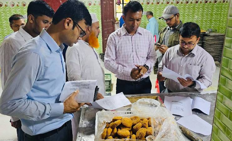 অস্বাস্থ্যকর পরিবেশে বেকারি পণ্য তৈরি, নূর বেকারিকে জরিমানা